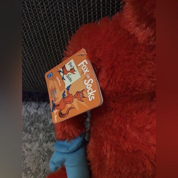 Kohls Cares Dr Seuss Fox in Socks Plush Red Fox Stuffed Animal and book - Picture 2 of 7